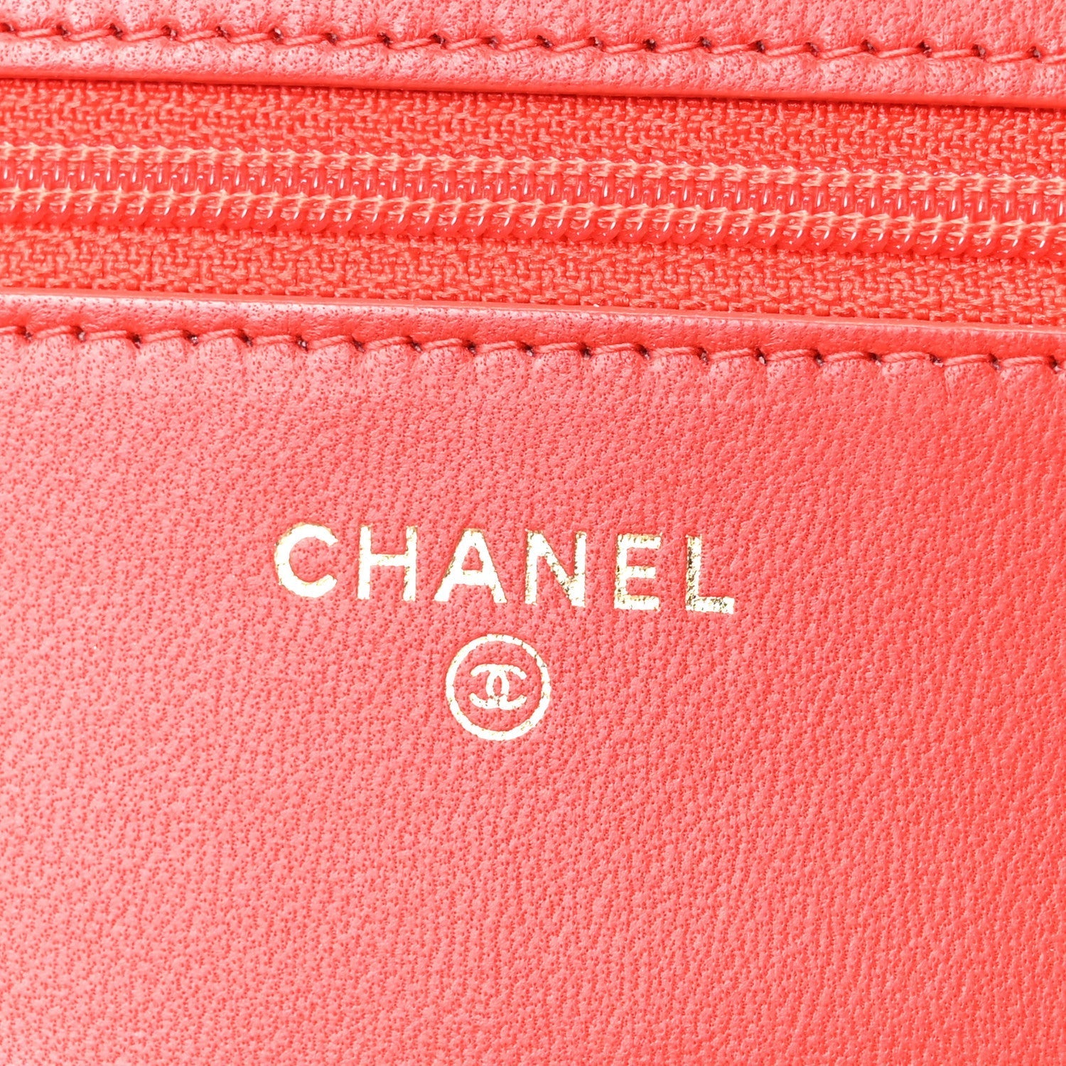 Lambskin Quilted Wallet On Chain WOC Red