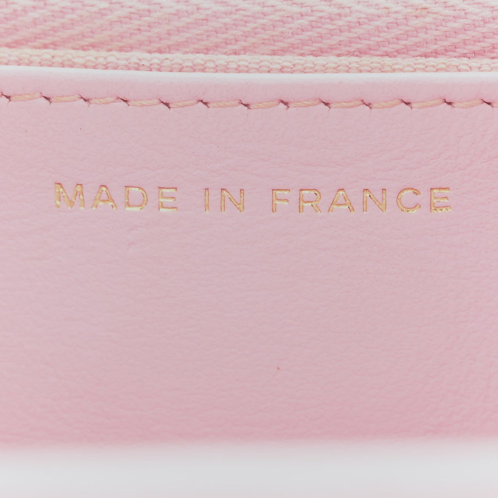 Caviar Quilted Wallet on Chain WOC Light Pink