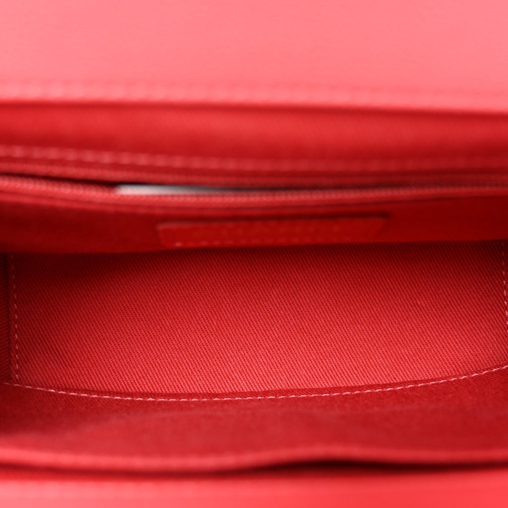 Caviar Quilted Small Business Affinity Flap Coral