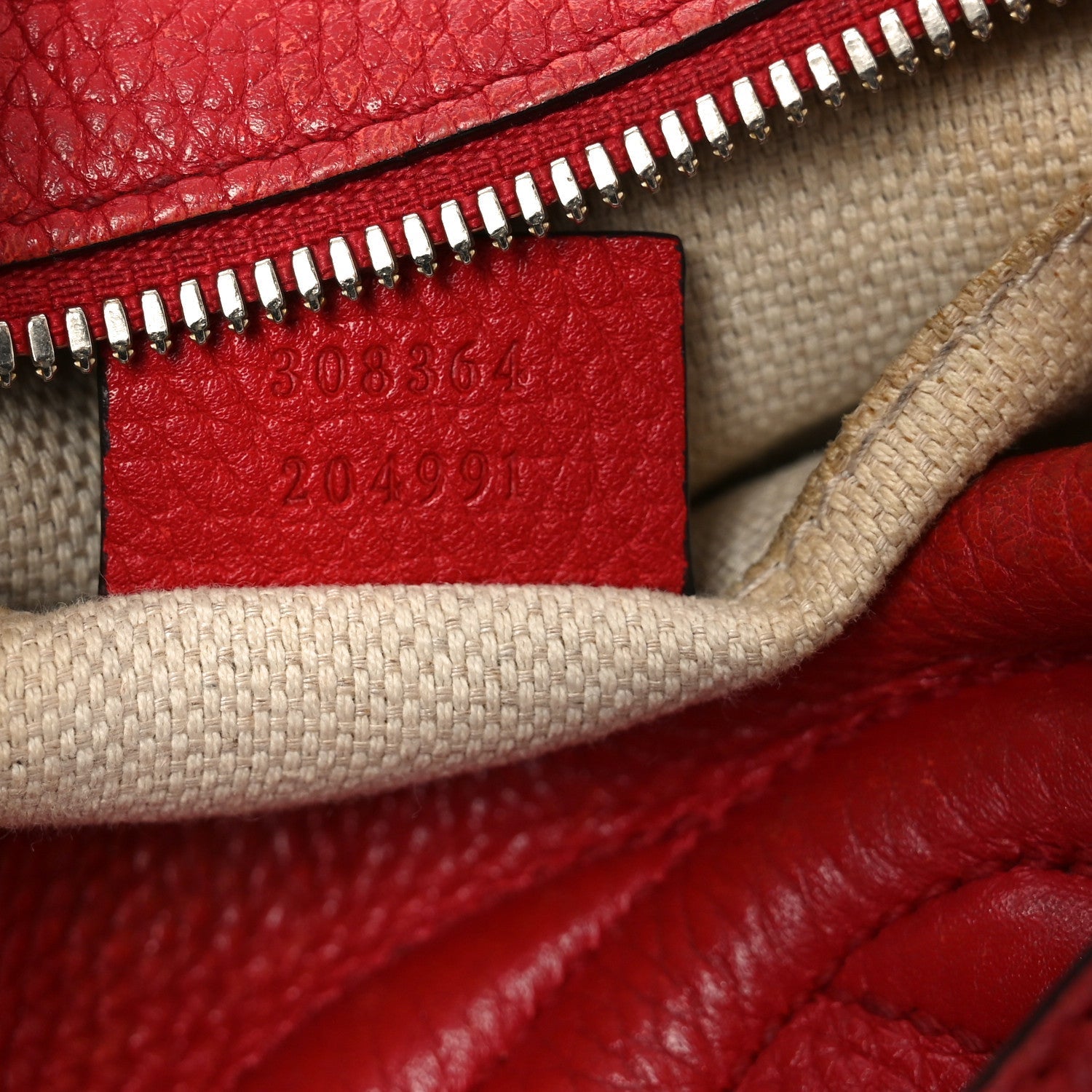 Pebbled Calfskin Small Soho Disco Bag Tabasco Red