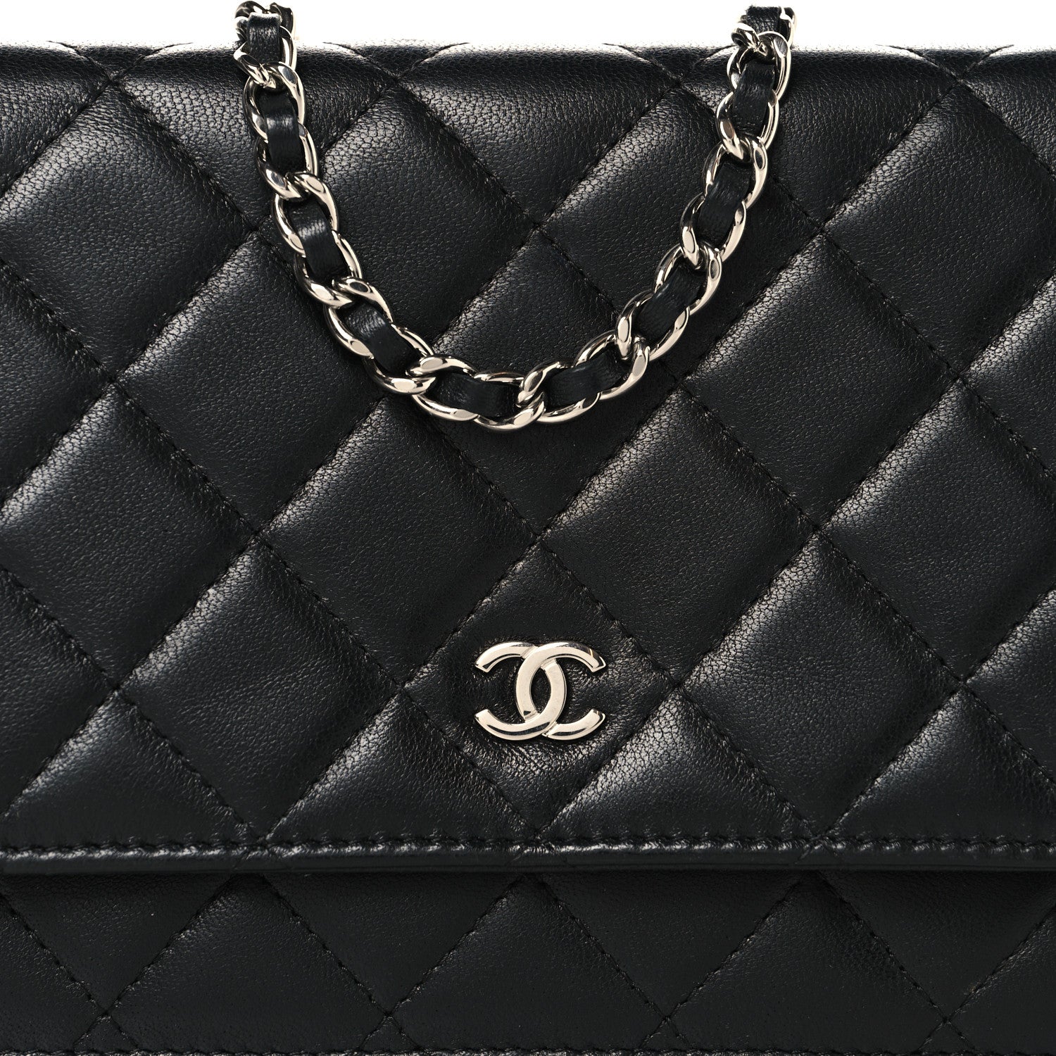 Lambskin Quilted Wallet On Chain WOC Black