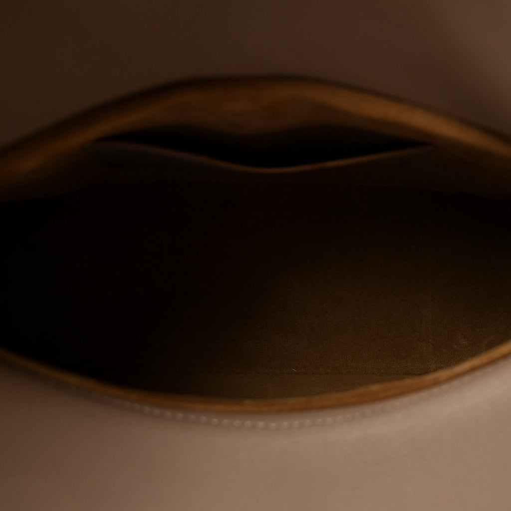 Smooth Calfskin Donut Chain Medium Ola Shoulder Bag Sand