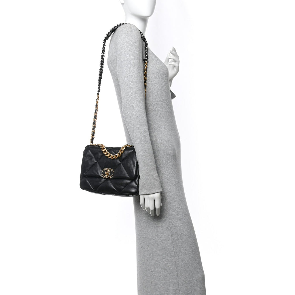 Lambskin Quilted Medium Chanel 19 Flap Black