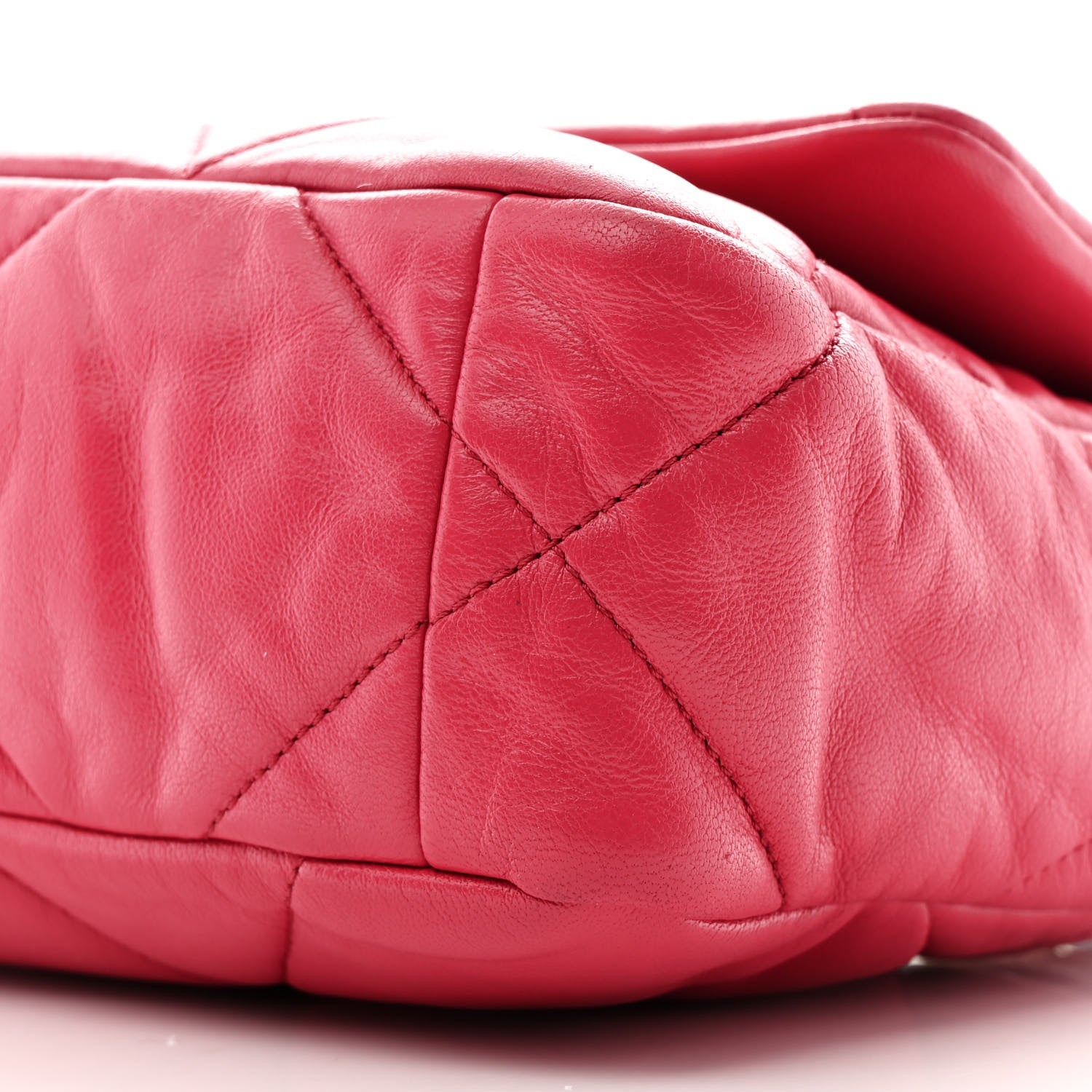 Lambskin Quilted Medium Chanel 19 Flap Dark Pink