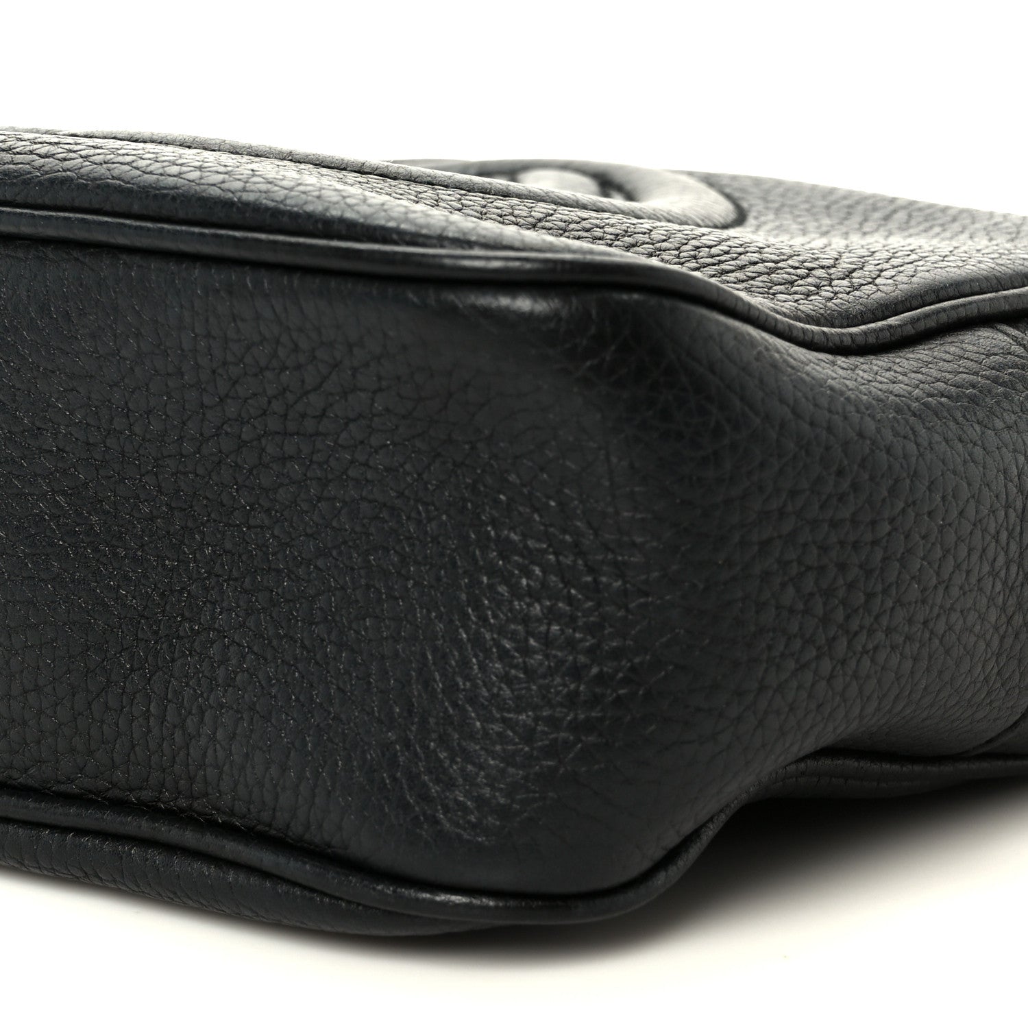 Pebbled Calfskin Small Soho Disco Bag Black