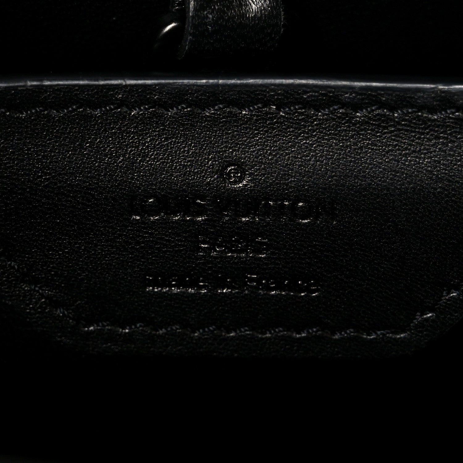 Taurillon Capucines BB Matte Black