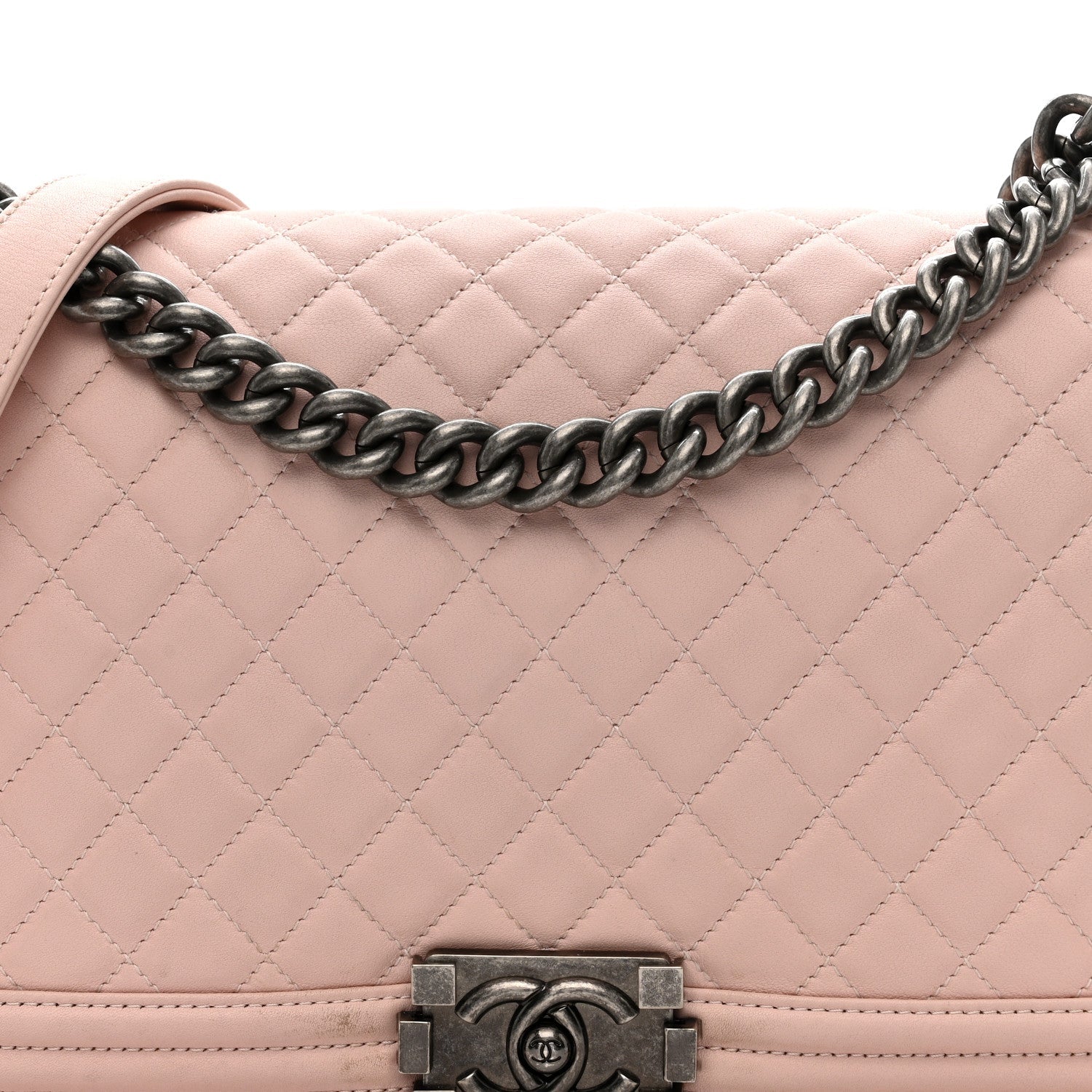 Lambskin Quilted New Medium Boy Flap Light Pink