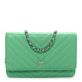 Caviar Chevron Quilted Wallet On Chain WOC Green