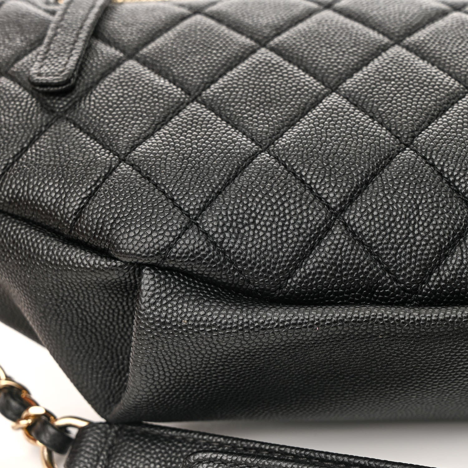 Caviar Quilted Filigree Waist Bag Black