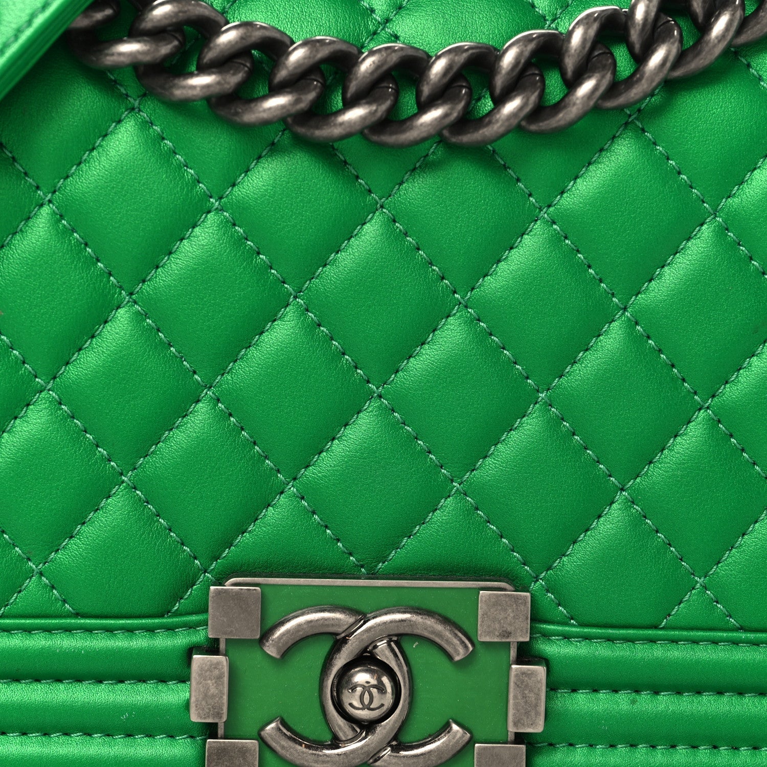 Metallic Calfskin Quilted Medium Boy Flap Green