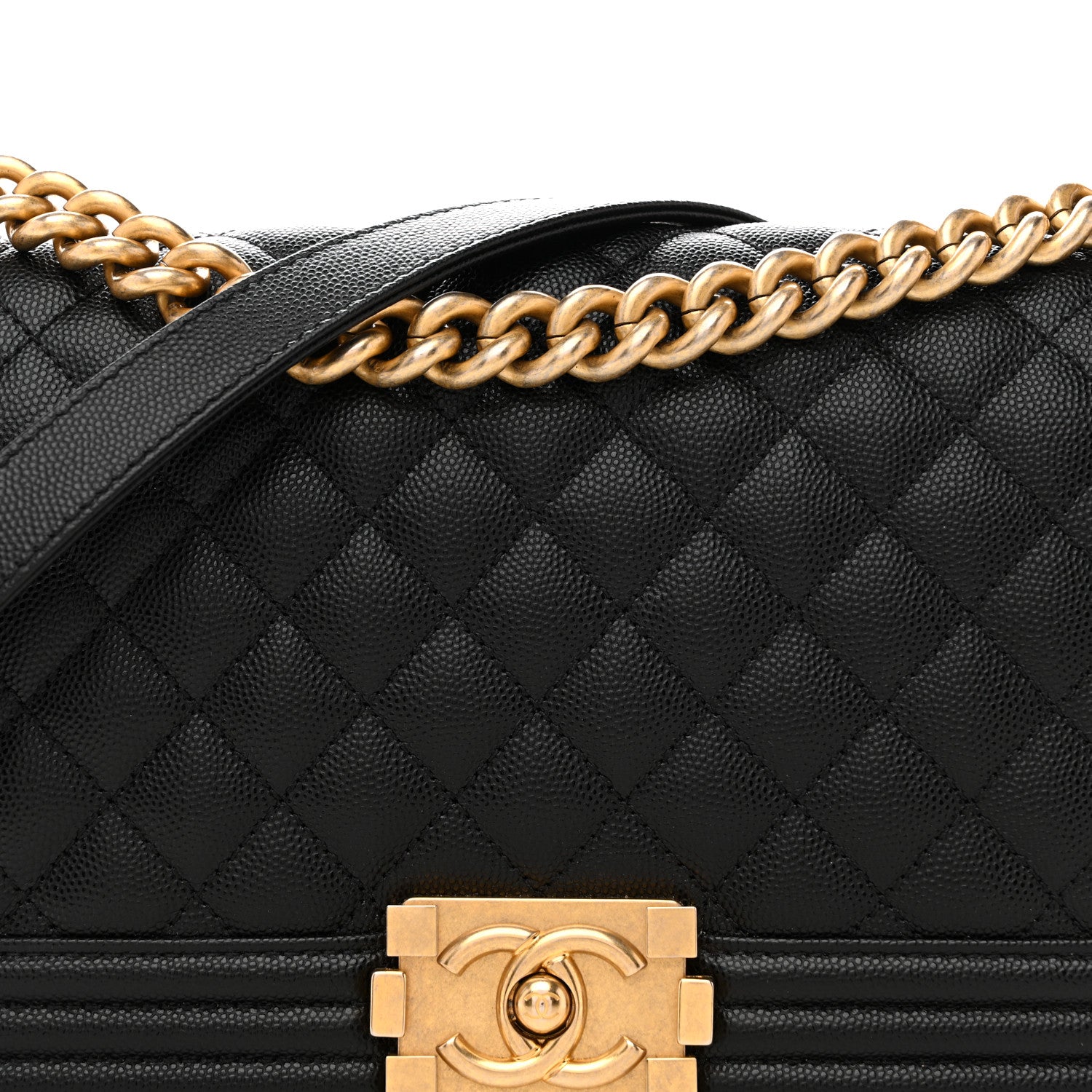 Caviar Quilted Medium Boy Flap Black