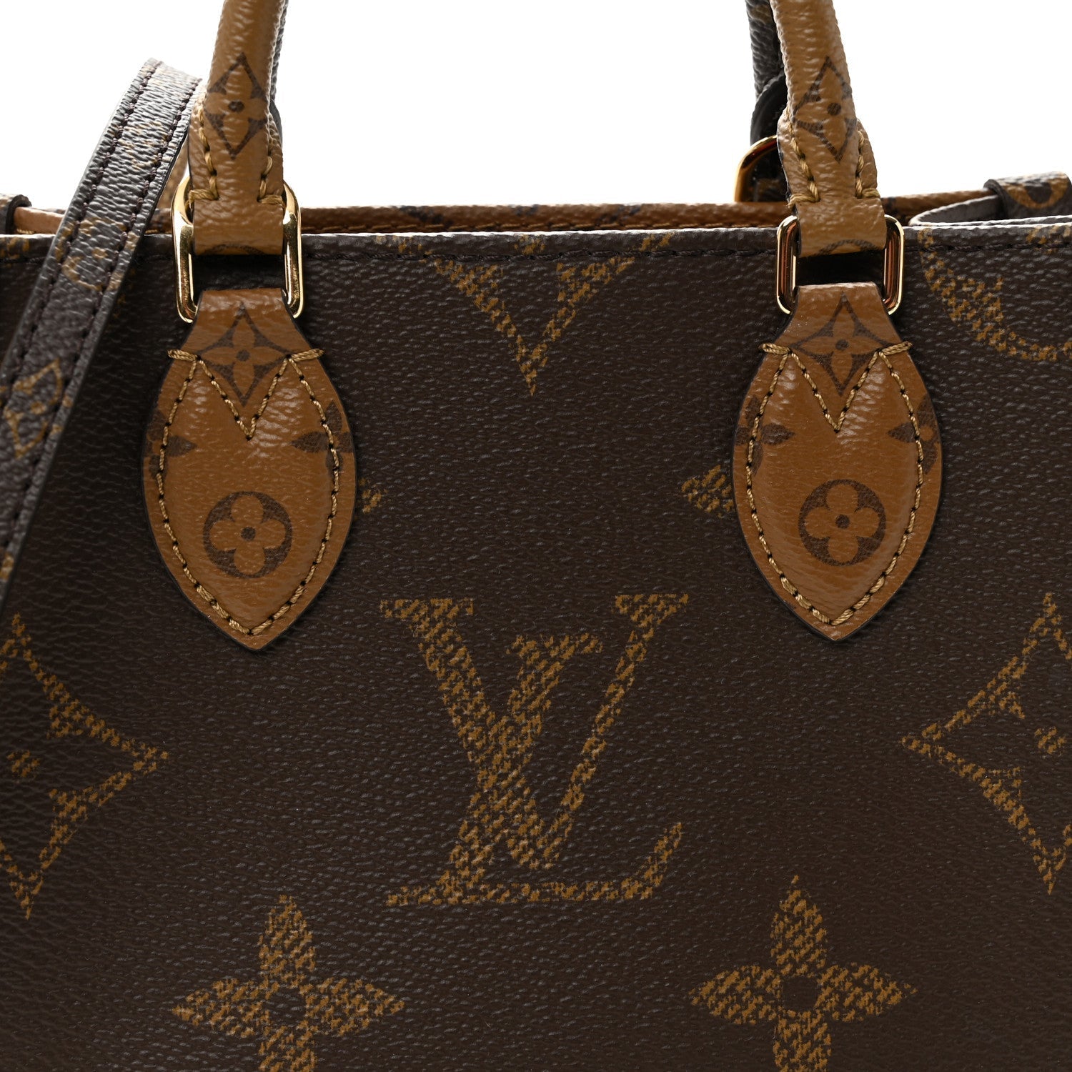 Reverse Monogram Giant Onthego BB