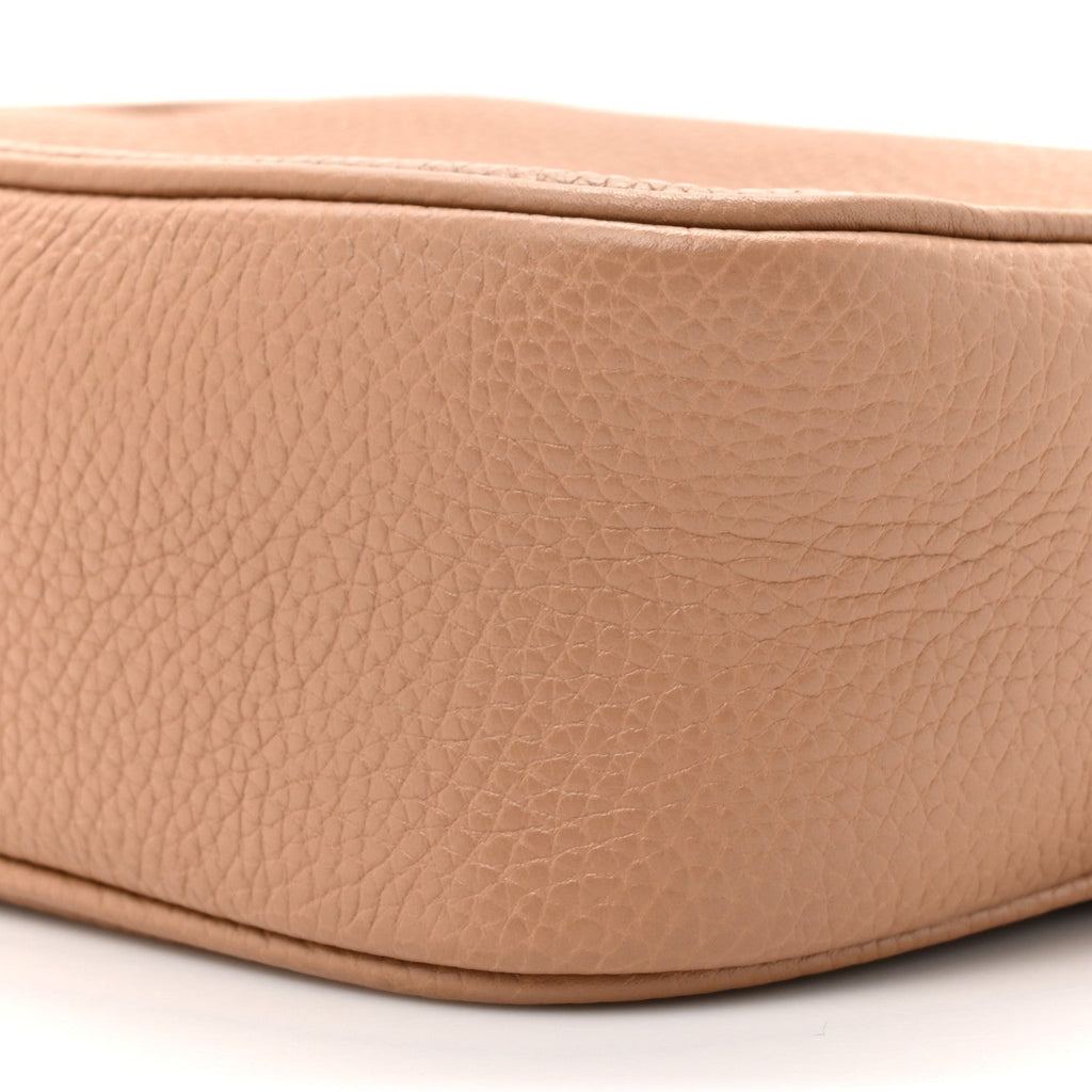 Pebbled Calfskin Small Soho Disco Bag Camelia