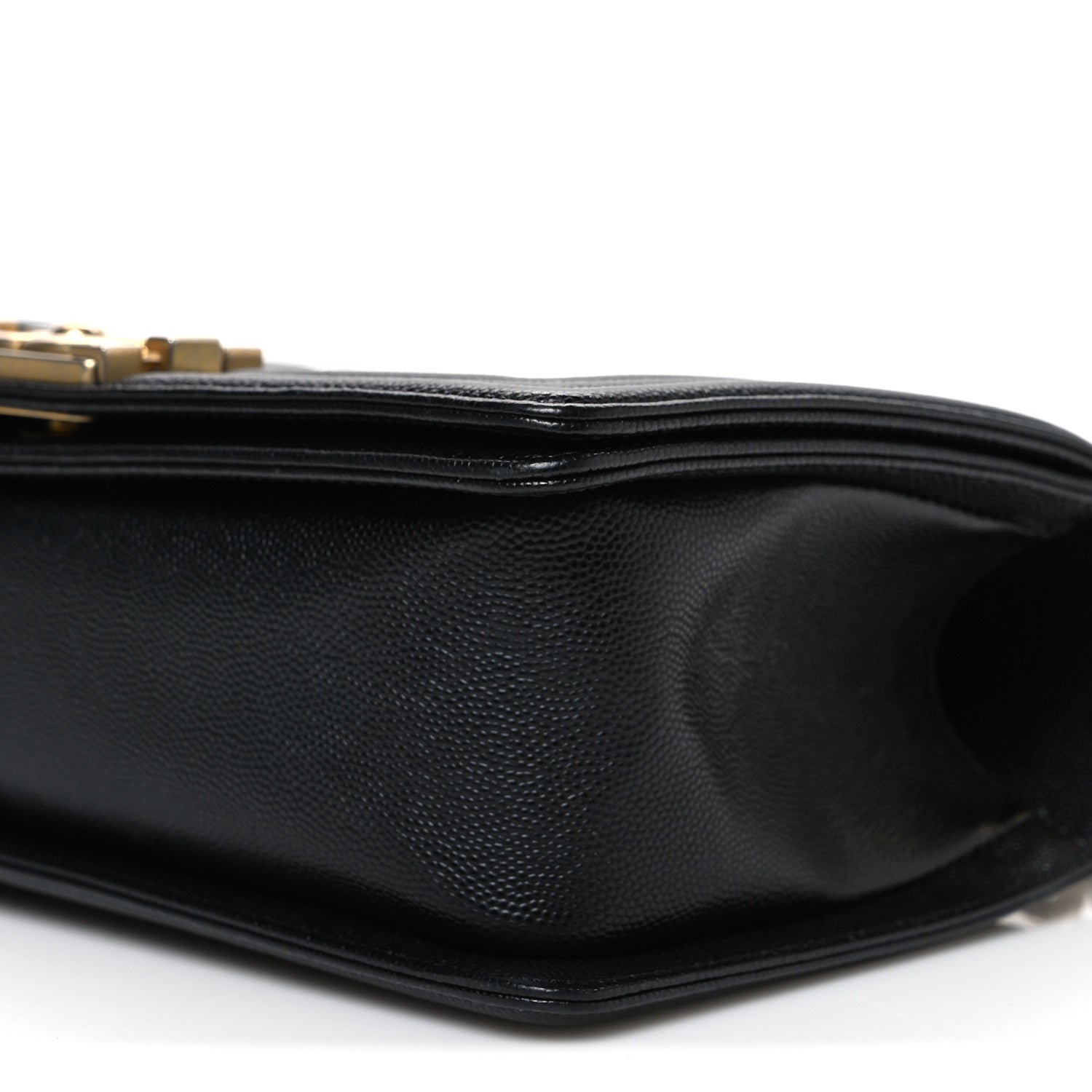 Caviar Quilted Medium Boy Flap Black