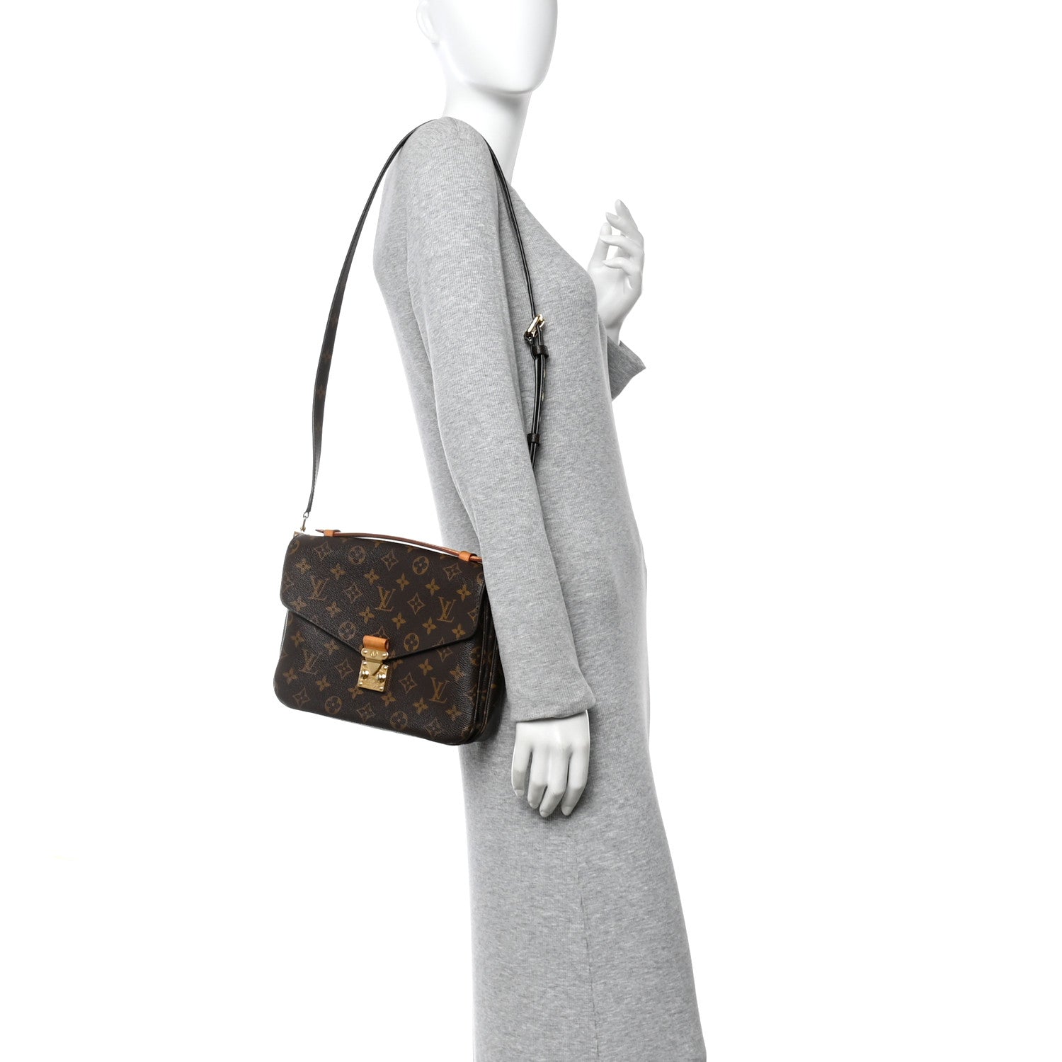 Monogram Pochette Metis