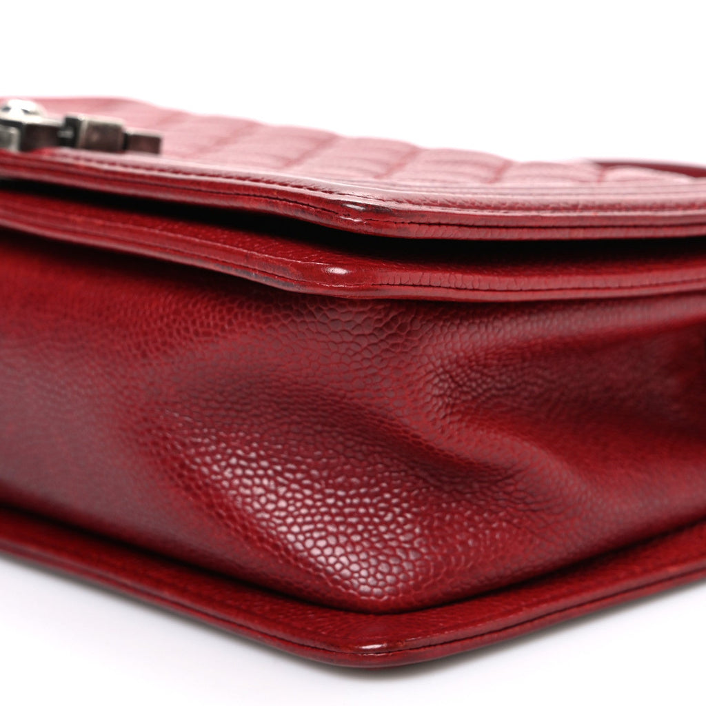Caviar Quilted Medium Boy Flap Dark Red