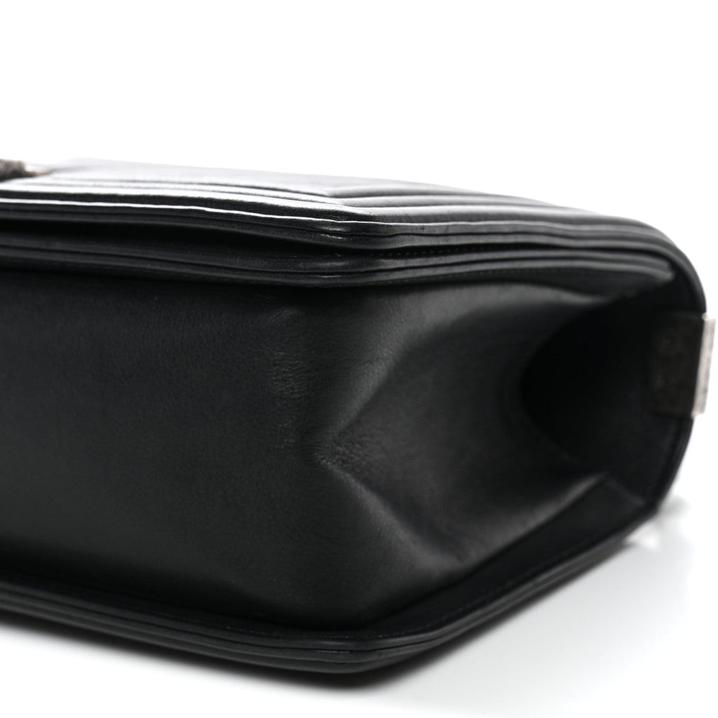 Lambskin Chevron Quilted Medium Boy Flap Black