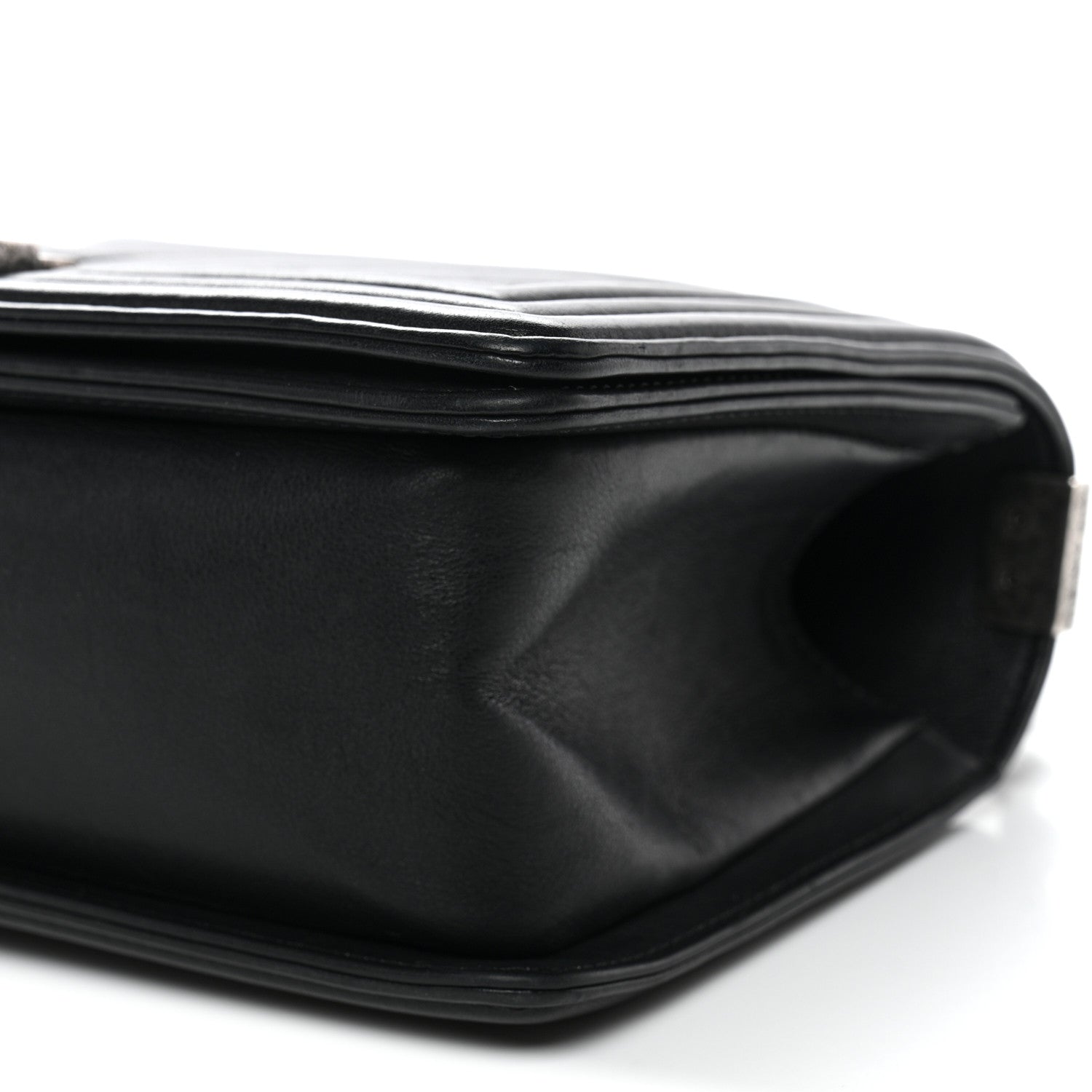 Lambskin Chevron Quilted Medium Boy Flap Black