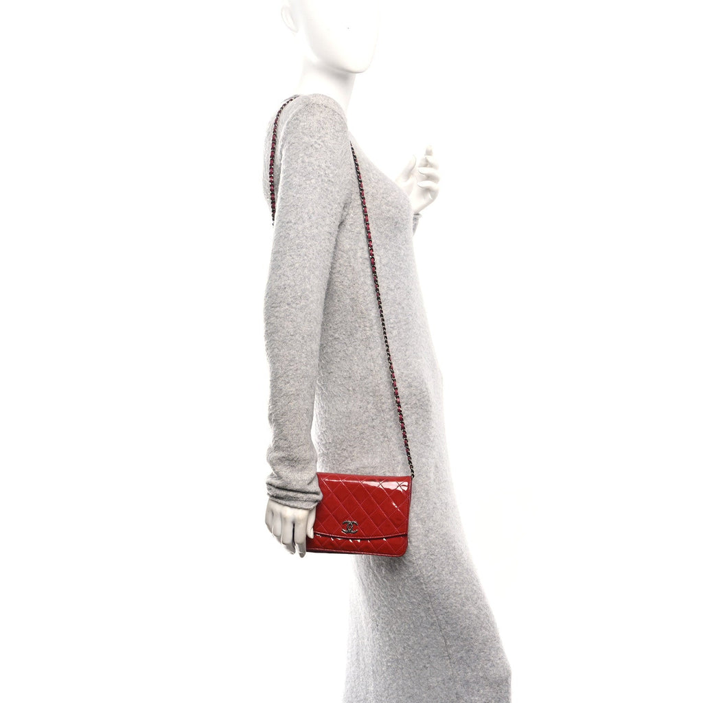 Patent Quilted Brilliant Wallet On Chain WOC Coral