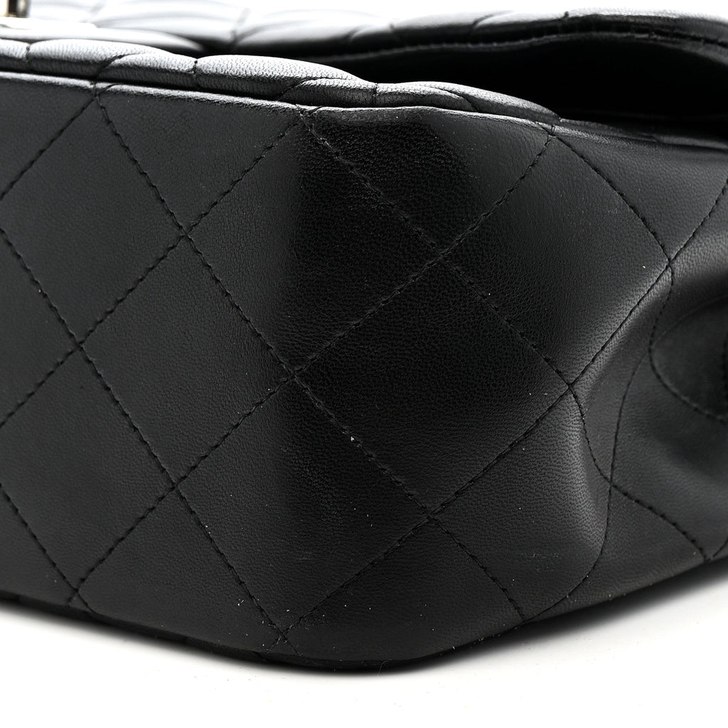 Lambskin Quilted Jumbo Double Flap Black