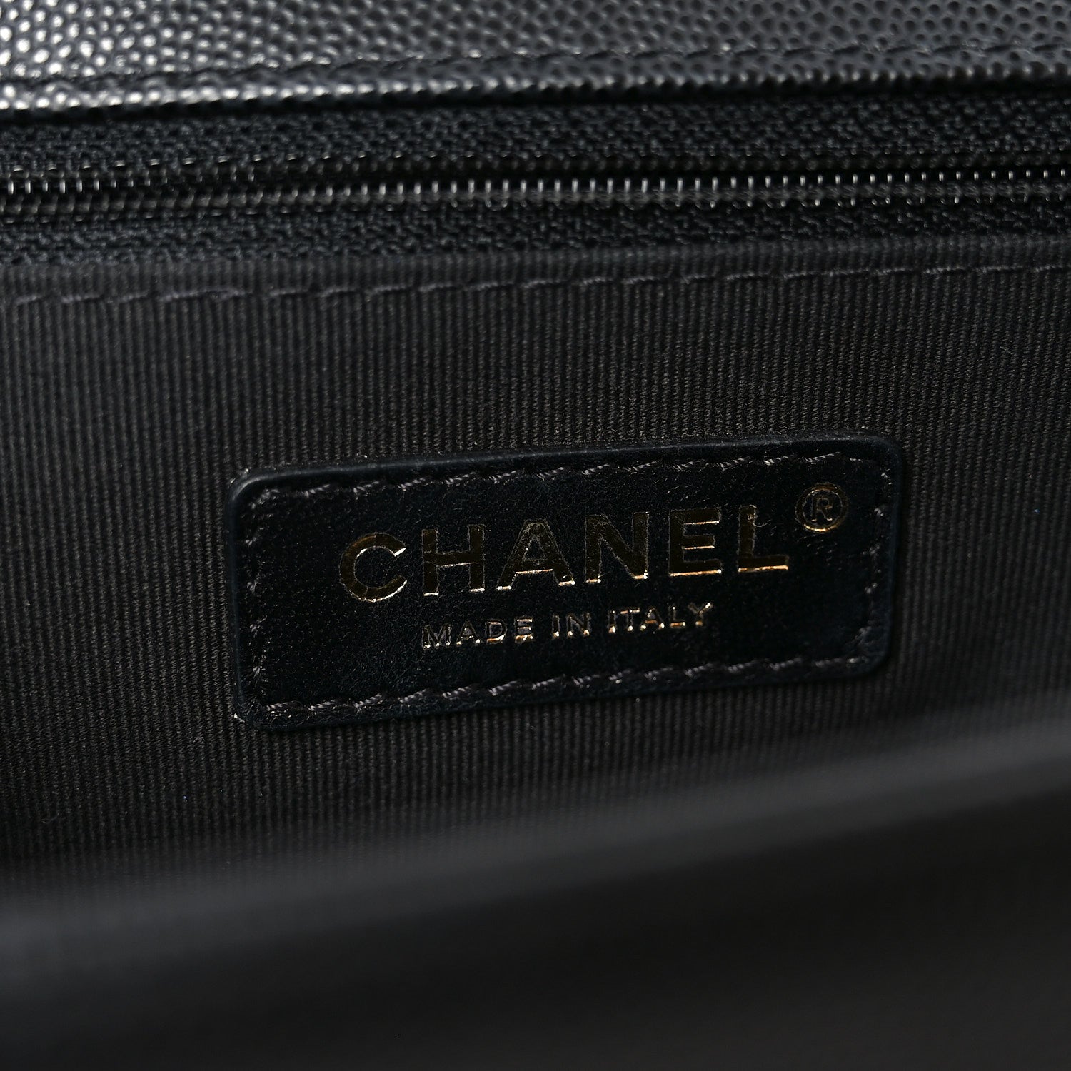 Caviar Quilted New Medium Boy Flap Black