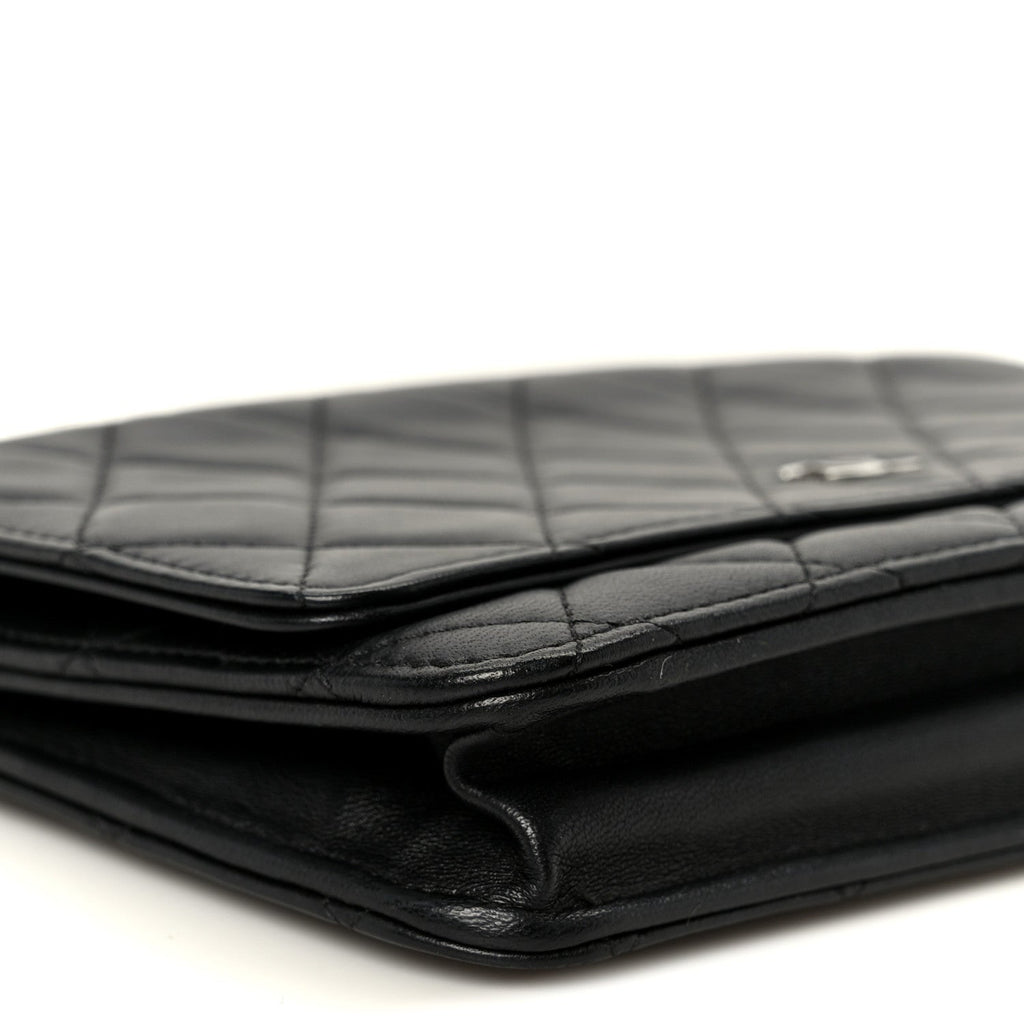 Lambskin Quilted Wallet On Chain WOC Black