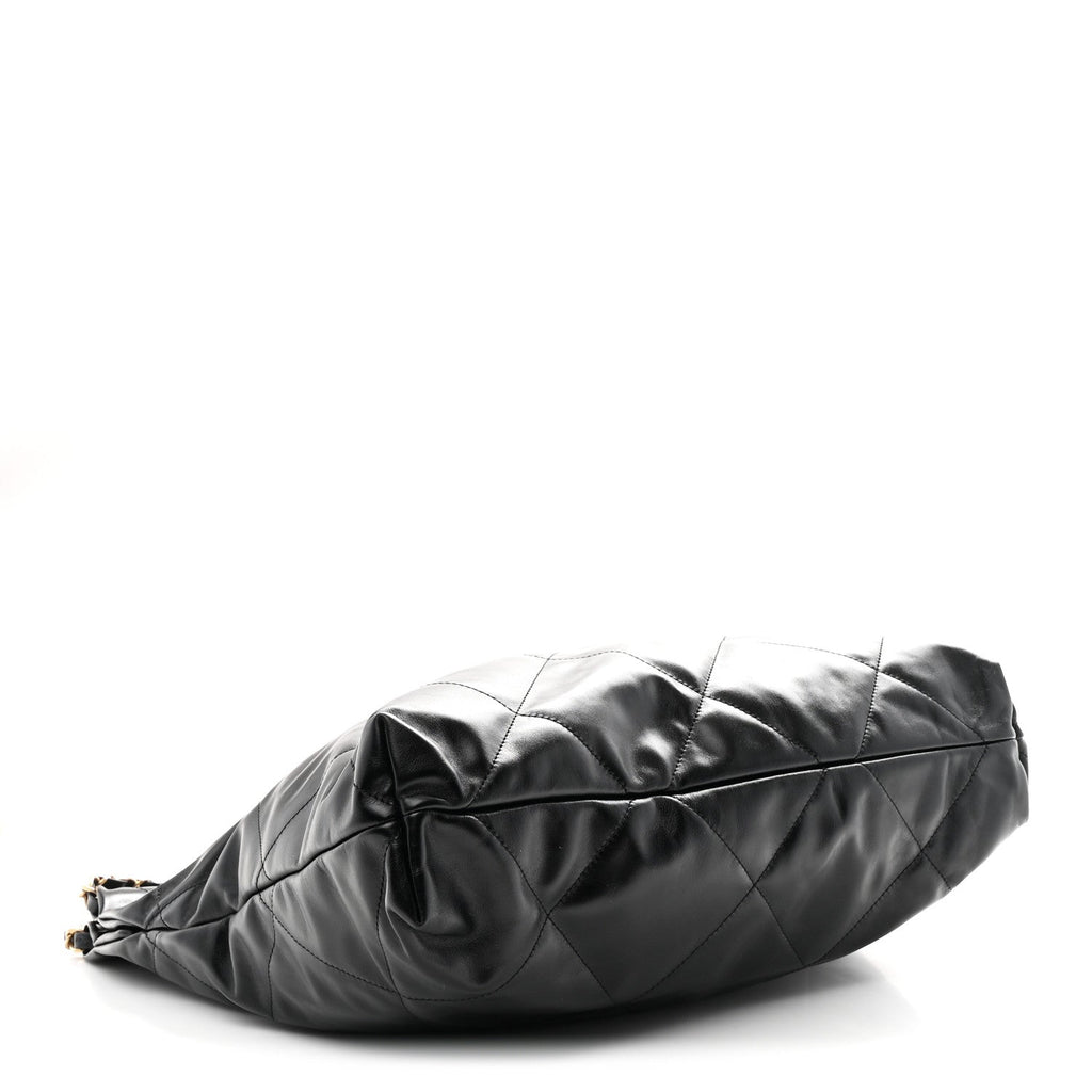 Shiny Calfskin Quilted Chanel 22 Black