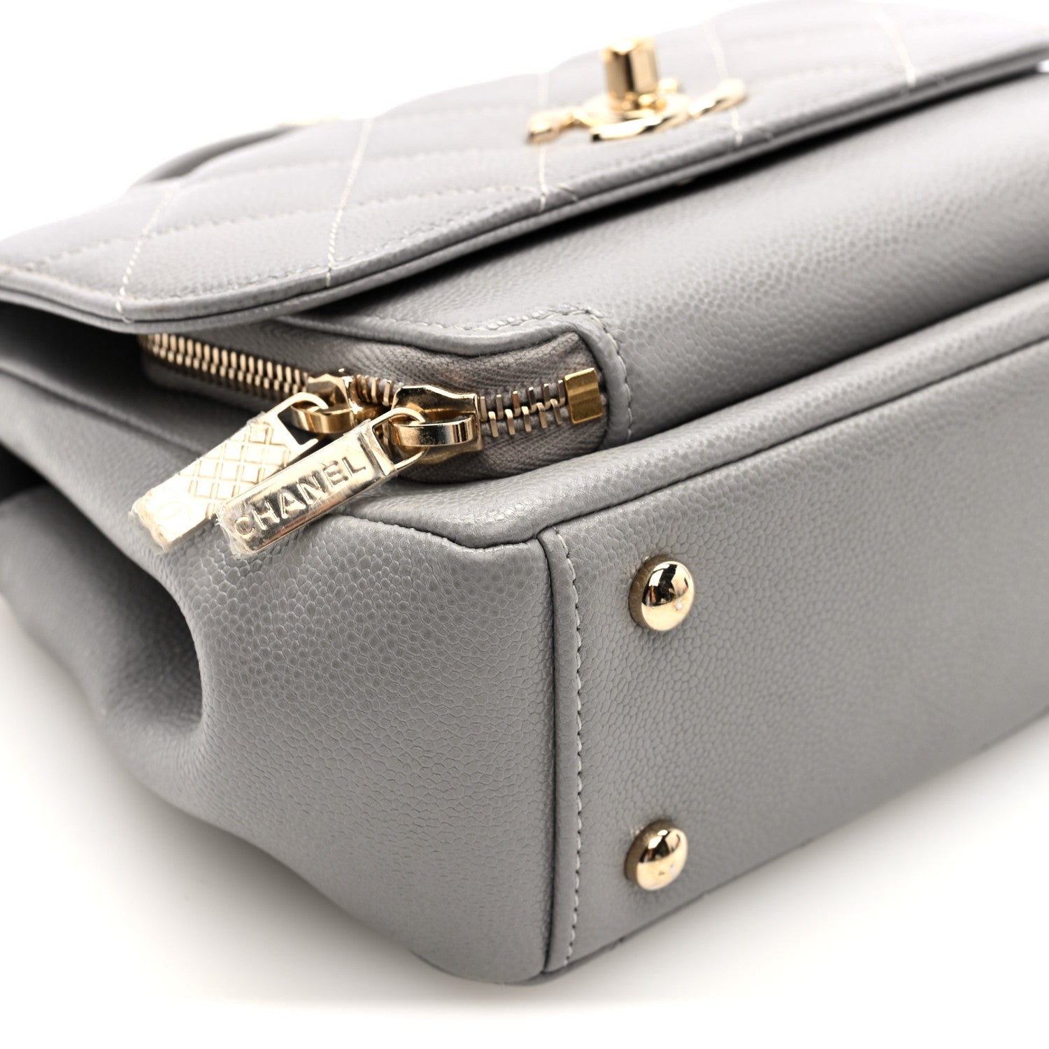 Caviar Quilted Small Business Affinity Flap Grey