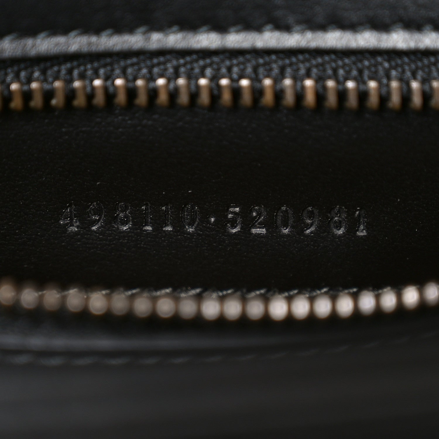 Calfskin Matelasse Small GG Marmont Top Handle Shoulder Bag Black