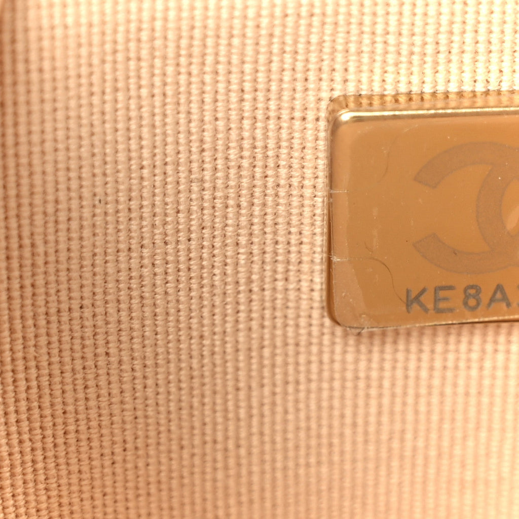 Caviar Quilted Wallet on Chain WOC Beige