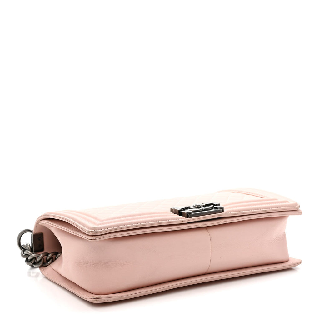 Lambskin Quilted New Medium Boy Flap Light Pink