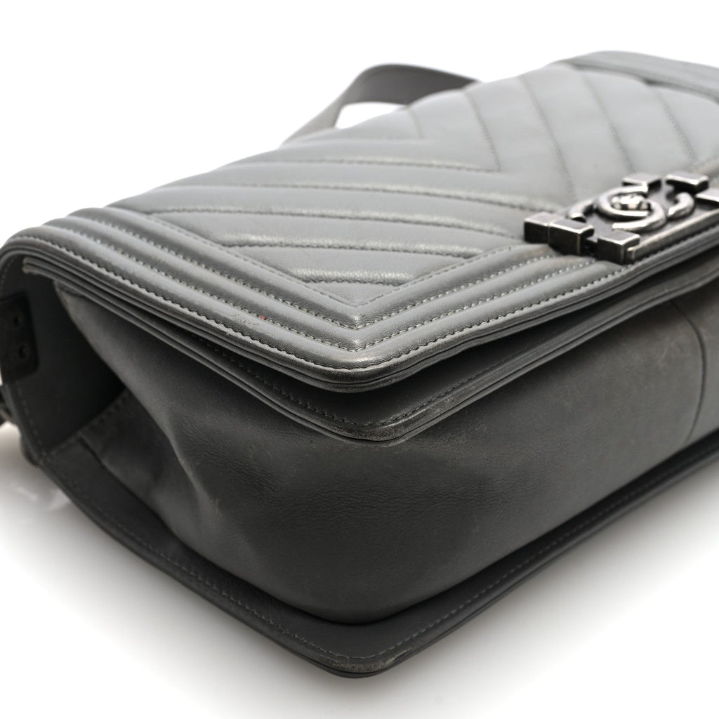 Lambskin Chevron Quilted Medium Boy Flap Grey
