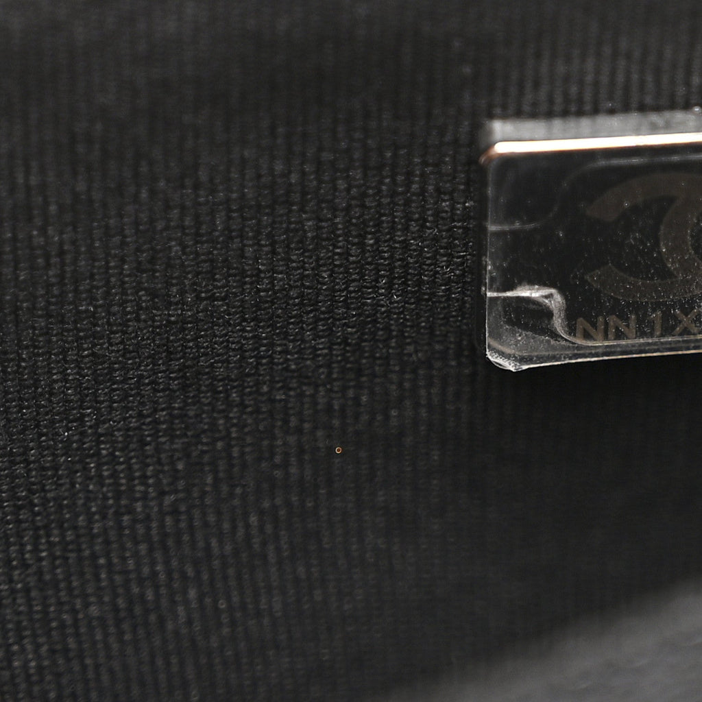 Caviar Quilted Boy Wallet On Chain WOC Black