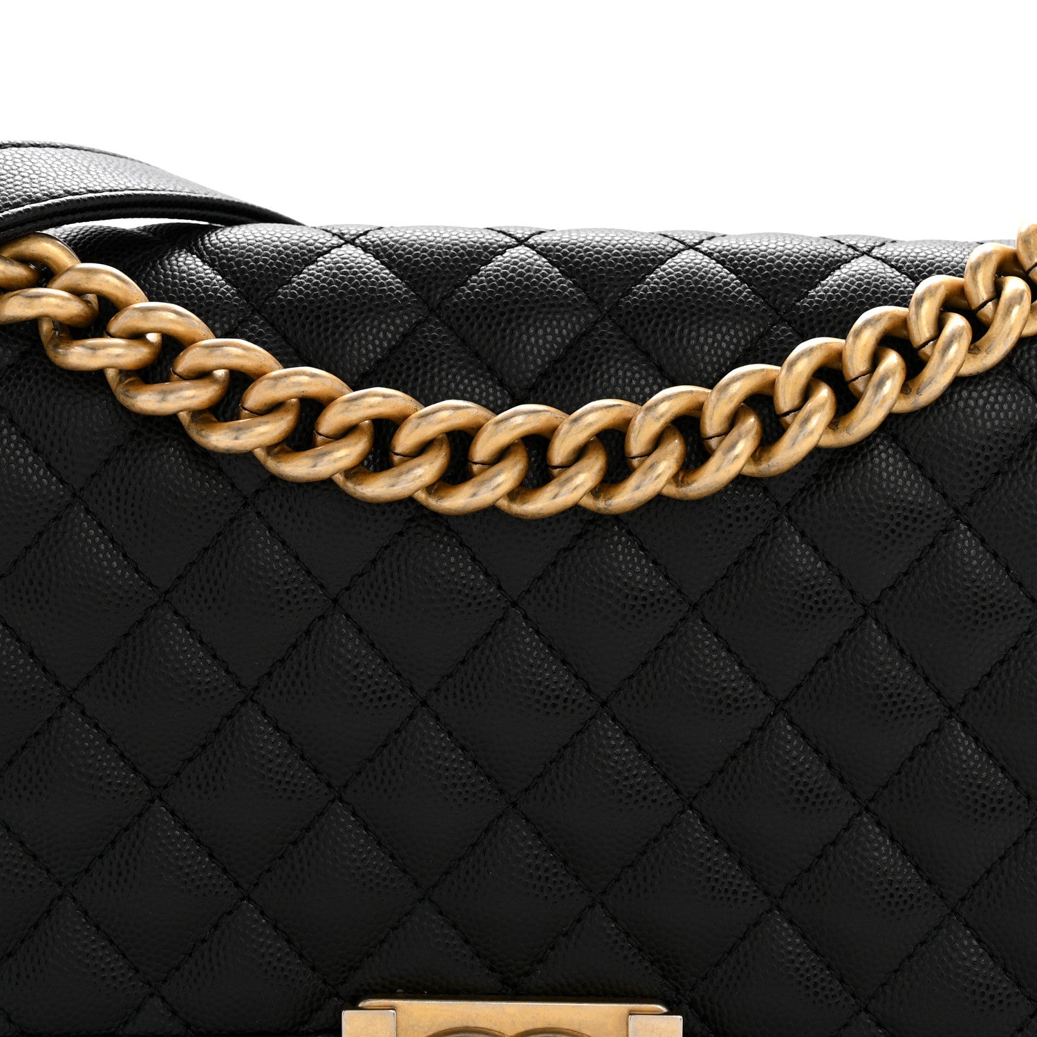 Caviar Quilted Medium Boy Flap Black