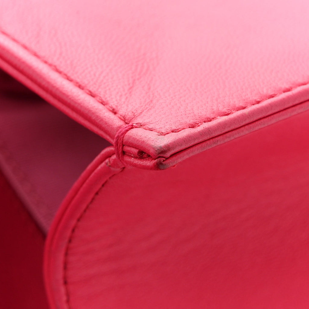 Lambskin Quilted Medium Boy Flap Fuchsia