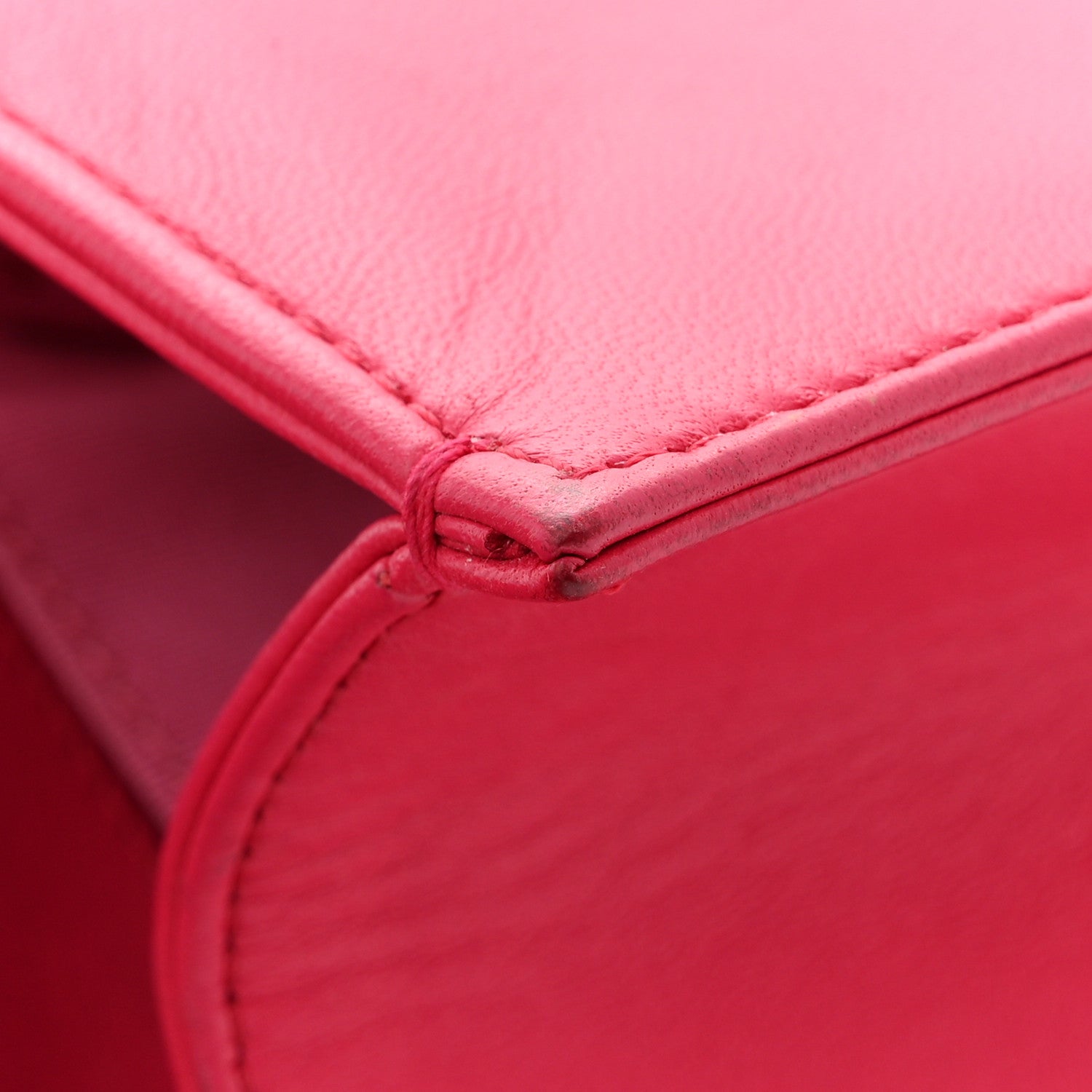 Lambskin Quilted Medium Boy Flap Fuchsia