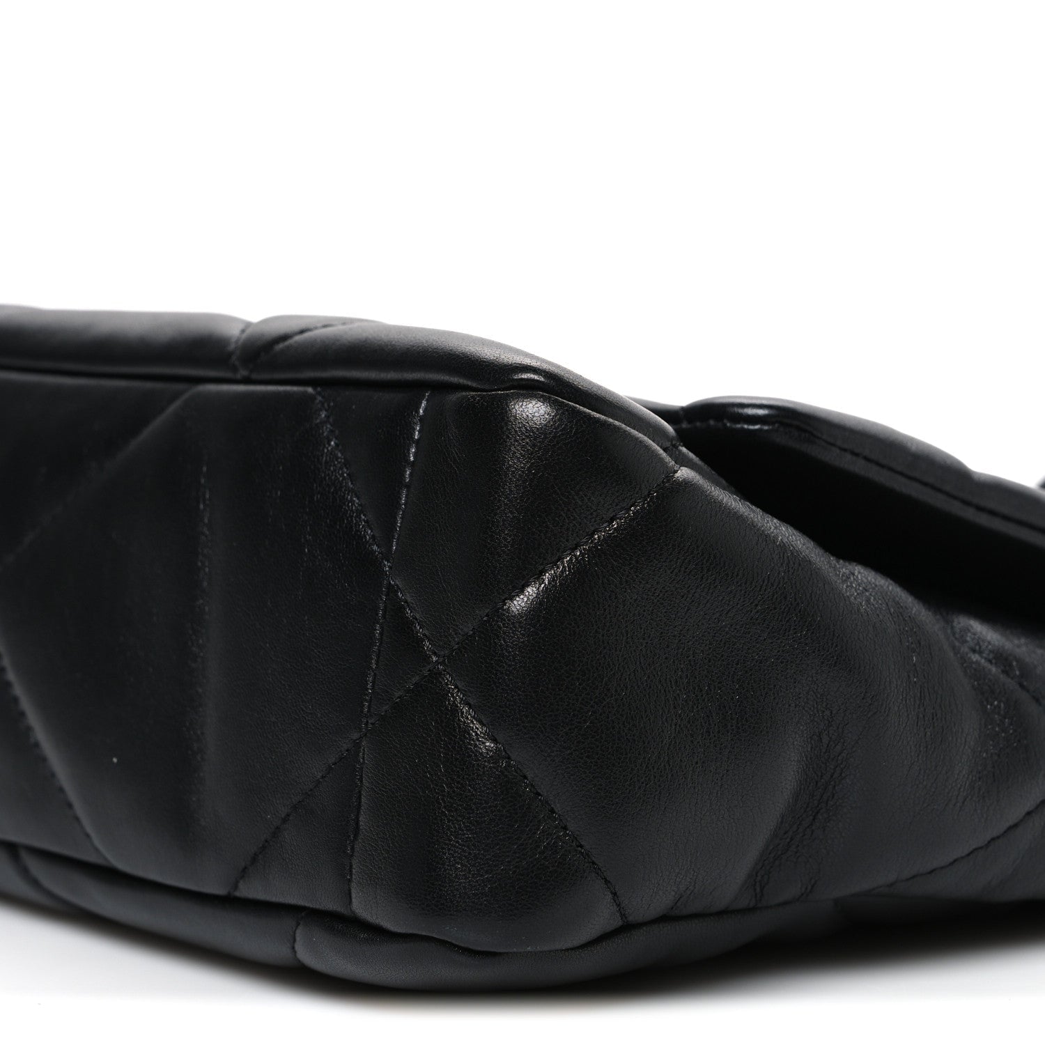 Lambskin Quilted Medium Chanel 19 Flap Black