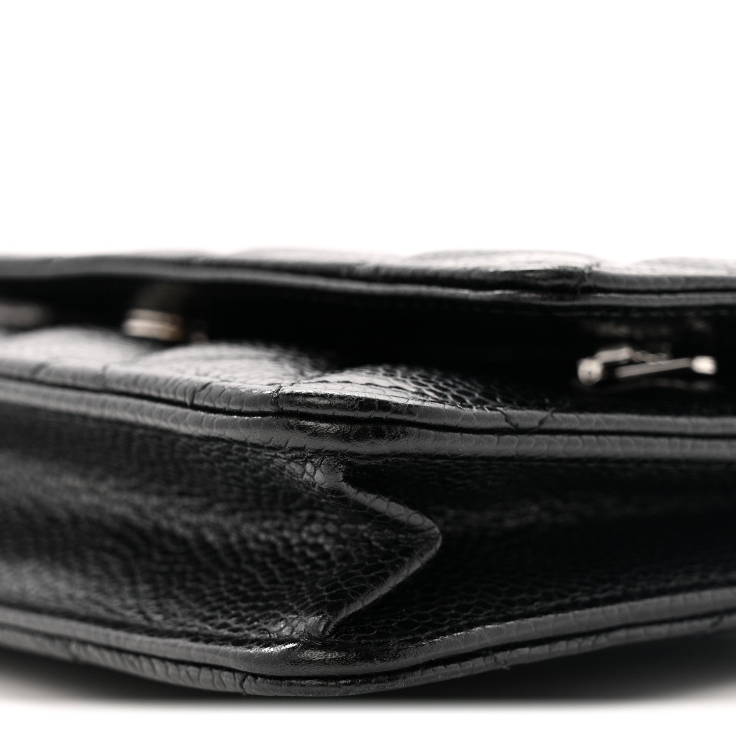 Caviar Quilted Wallet on Chain WOC Black