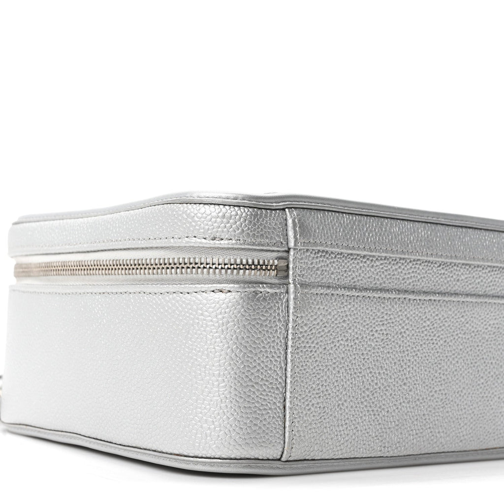Metallic Caviar Quilted Large CC Filigree Vanity Case Silver