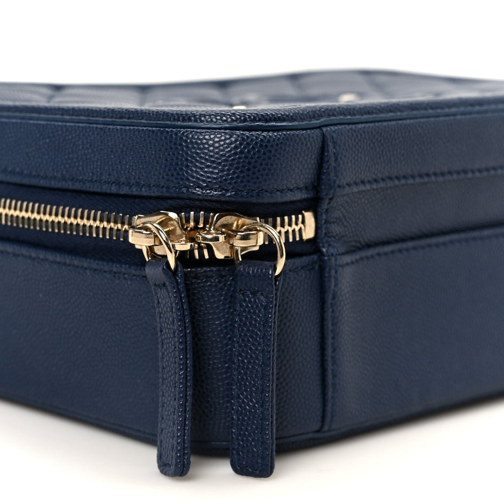 Caviar Quilted Medium CC Filigree Vanity Case Navy