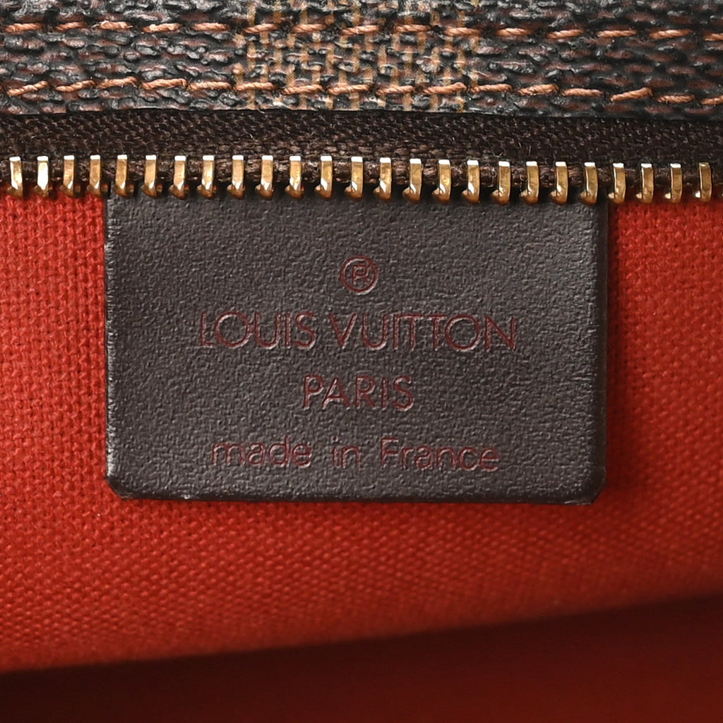 Damier Ebene Navona Pochette Accessories