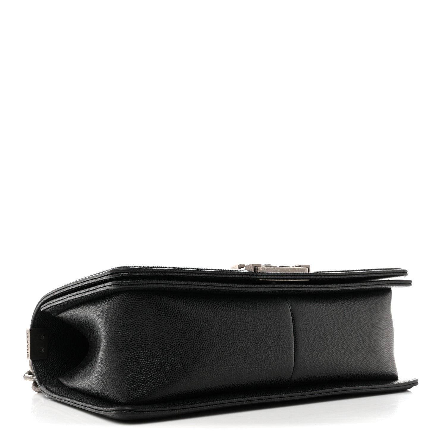 Caviar Quilted Medium Boy Flap Black
