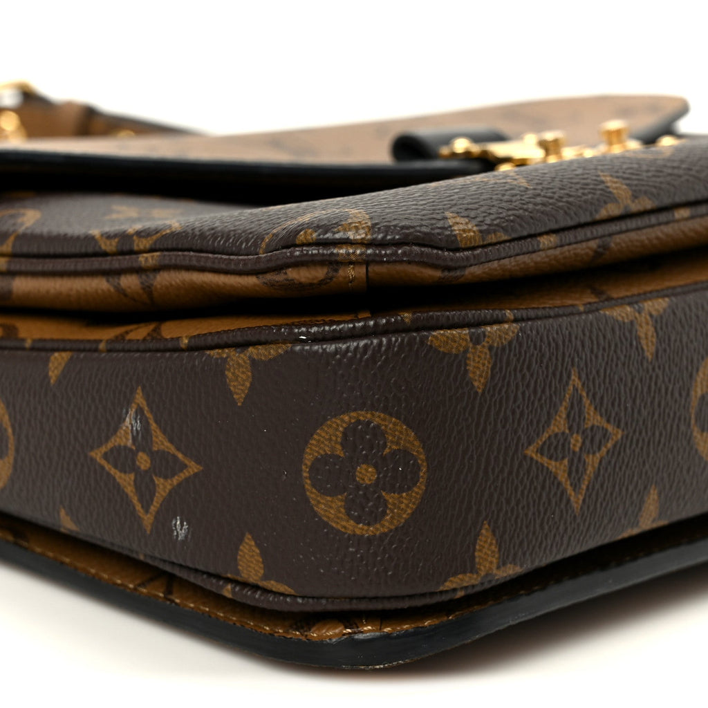 Reverse Monogram Pochette Metis