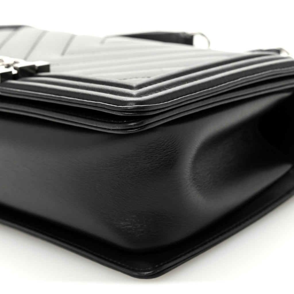 Lambskin Chevron Quilted Medium Boy Flap Black