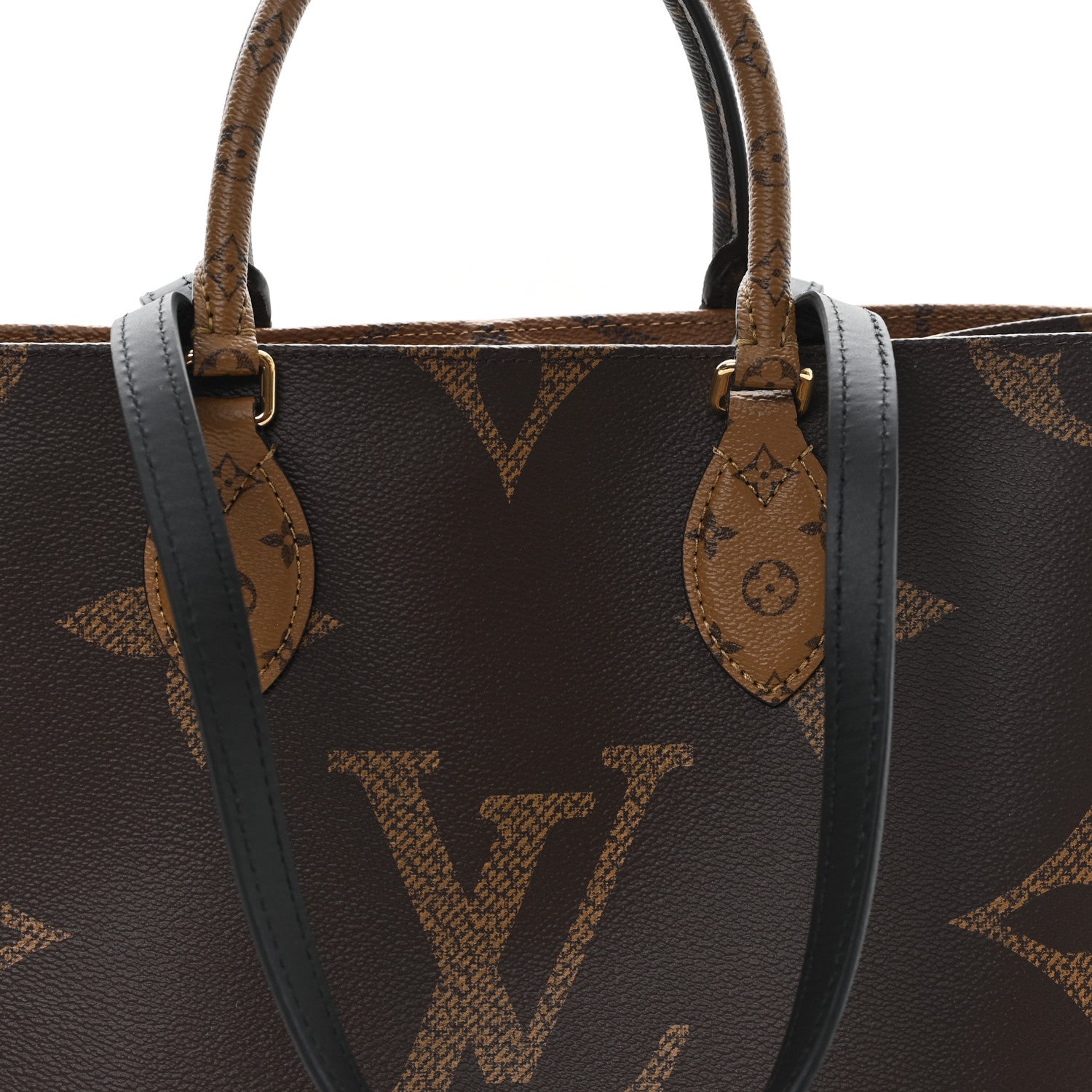 Reverse Monogram Giant Onthego MM
