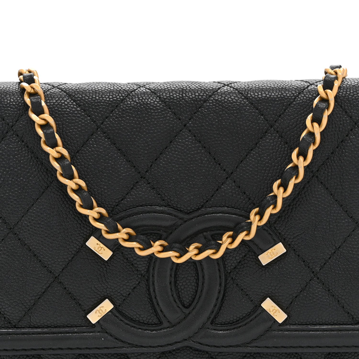 Caviar Quilted CC Filigree Wallet On Chain WOC Black