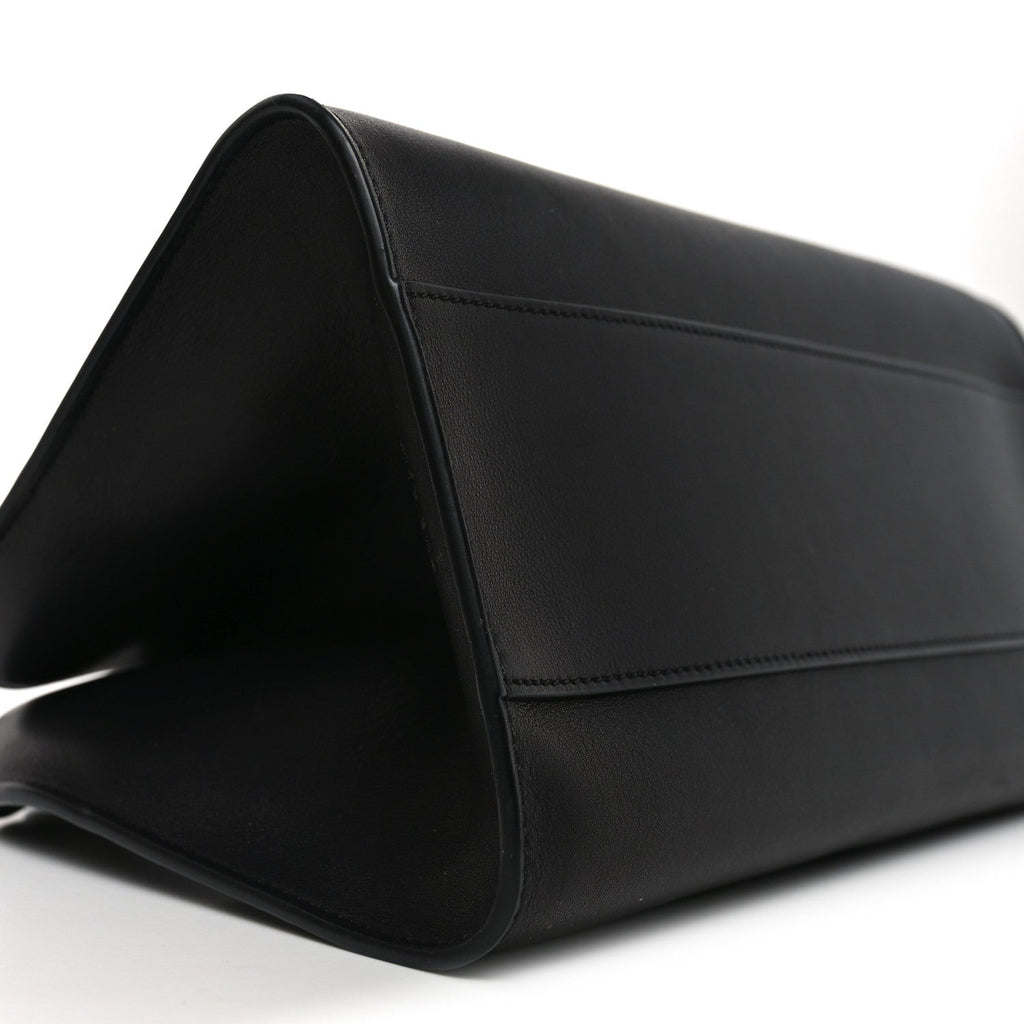 Smooth Calfskin Peggy Bag Black