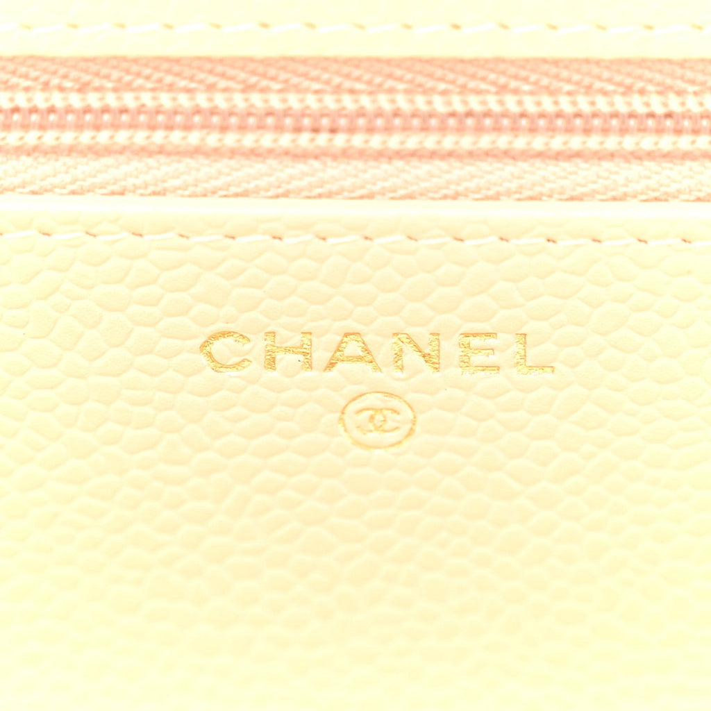 Caviar Quilted Wallet on Chain WOC Beige