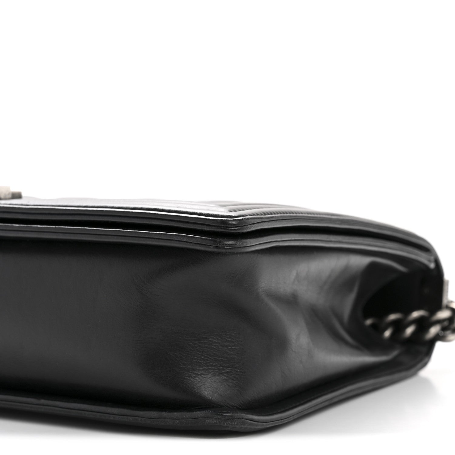 Calfskin Embossed Stitch Large Boy Flap Black