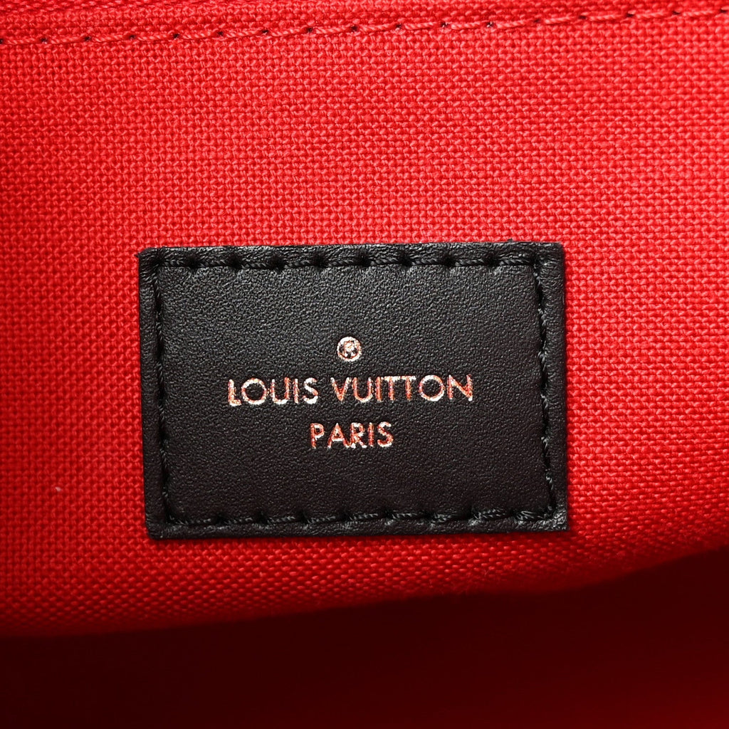 Reverse Monogram Giant Onthego PM